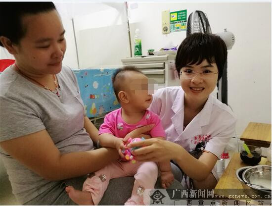 广西壮族自治区江滨医院为患儿送去儿童节礼物