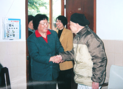 原中央保健局副局长王捍峰来我院检查工作