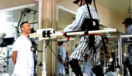 康复机器人（成人型）