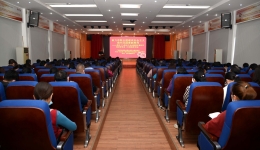 学习党的十九届五中全会精神，奋斗新时代