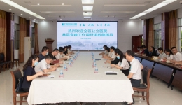 王勇一行到自治区江滨医院调研