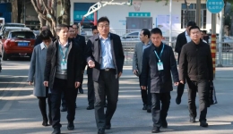 杜振宗到广西江滨医院（自治区第三人民医院）调研